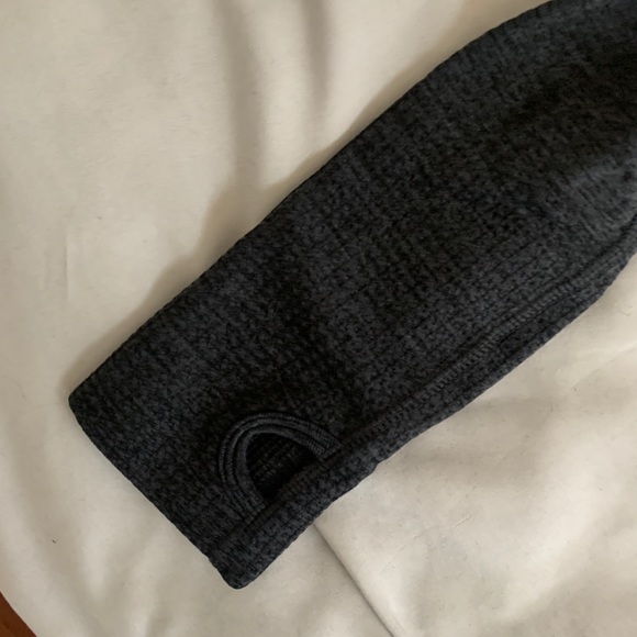 Seamless Crop Top | Longsleeve - Picture 3 of 5